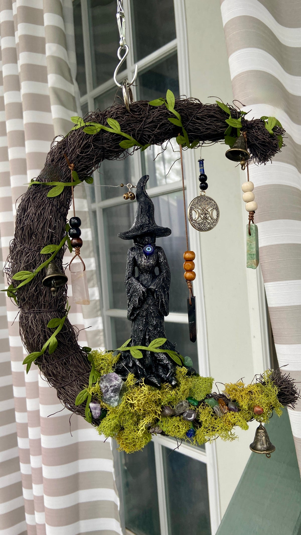 Witch's Crescent Moon Spell Wreath – Door & Wall Hanging