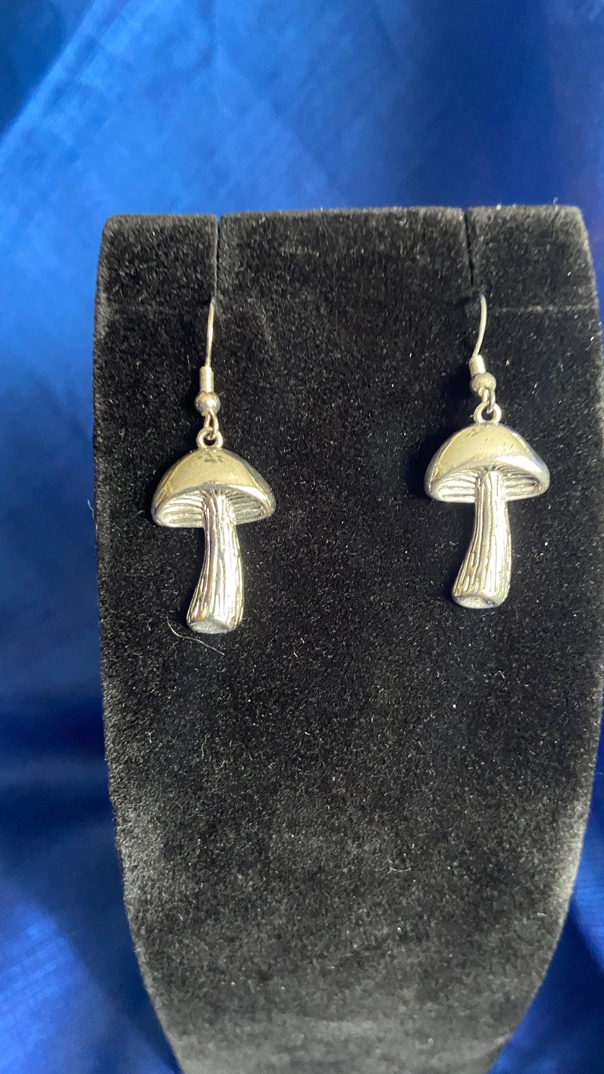 Dangling Silver Mushroom Earrings – Cottagecore Witch Jewelry