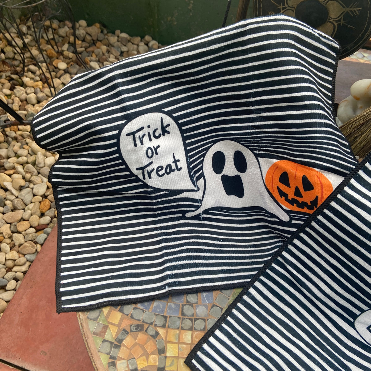 SPOOKY KITCHEN TOWELS