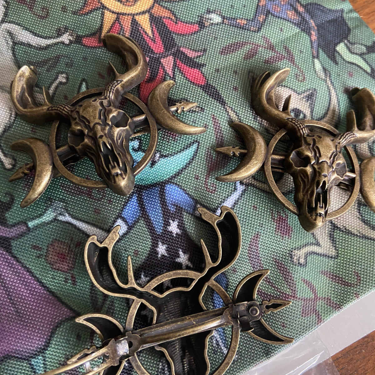 BRONZE STAG SKULL BARRETTE