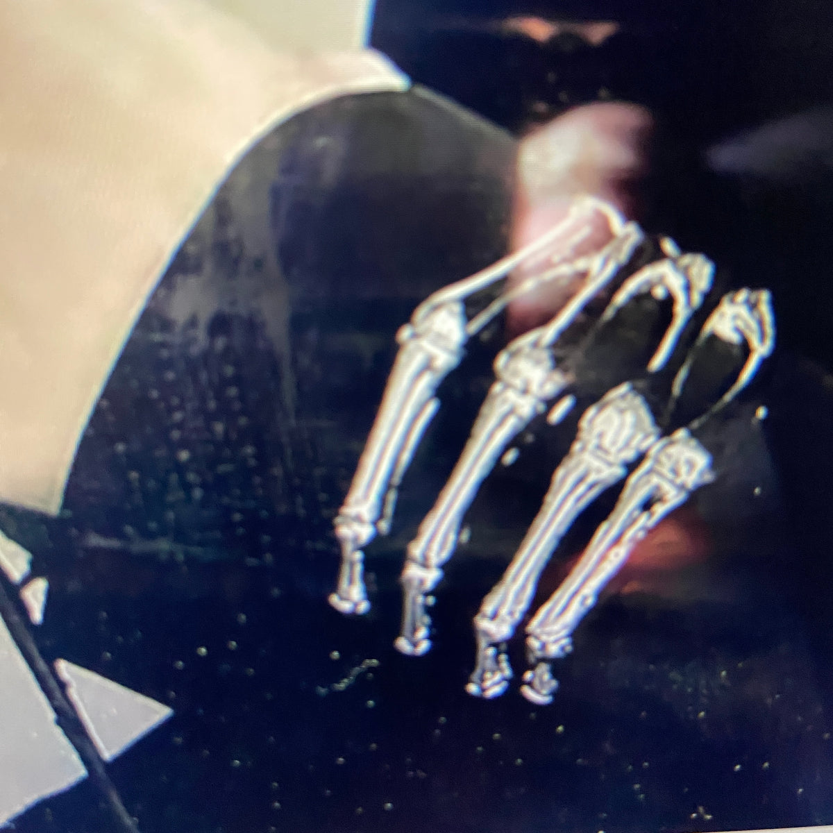 SKELETON CUFF BRACELETTE "GOT CHA"
