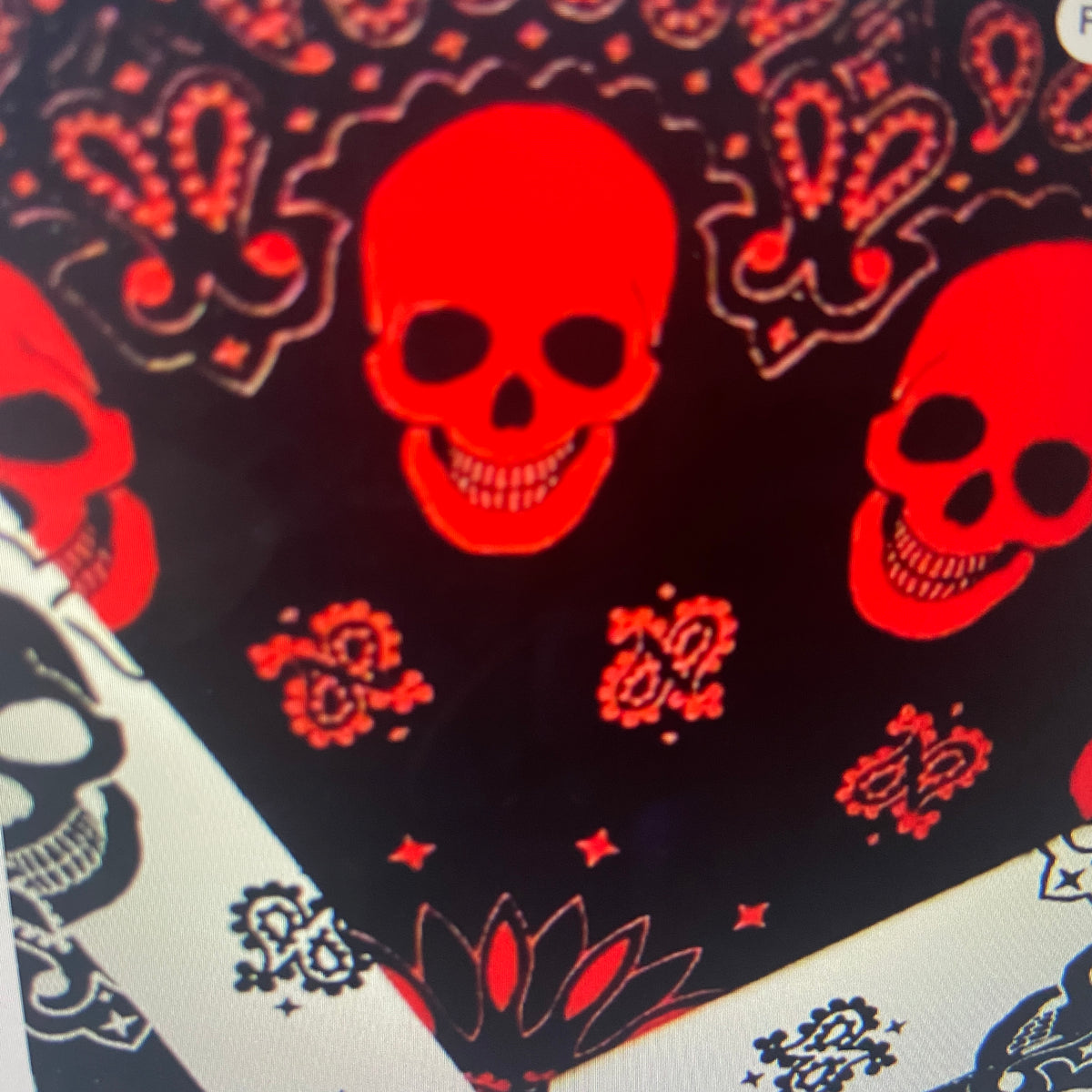 Skull Print Bandanas – Gothic Biker & Halloween Accessory