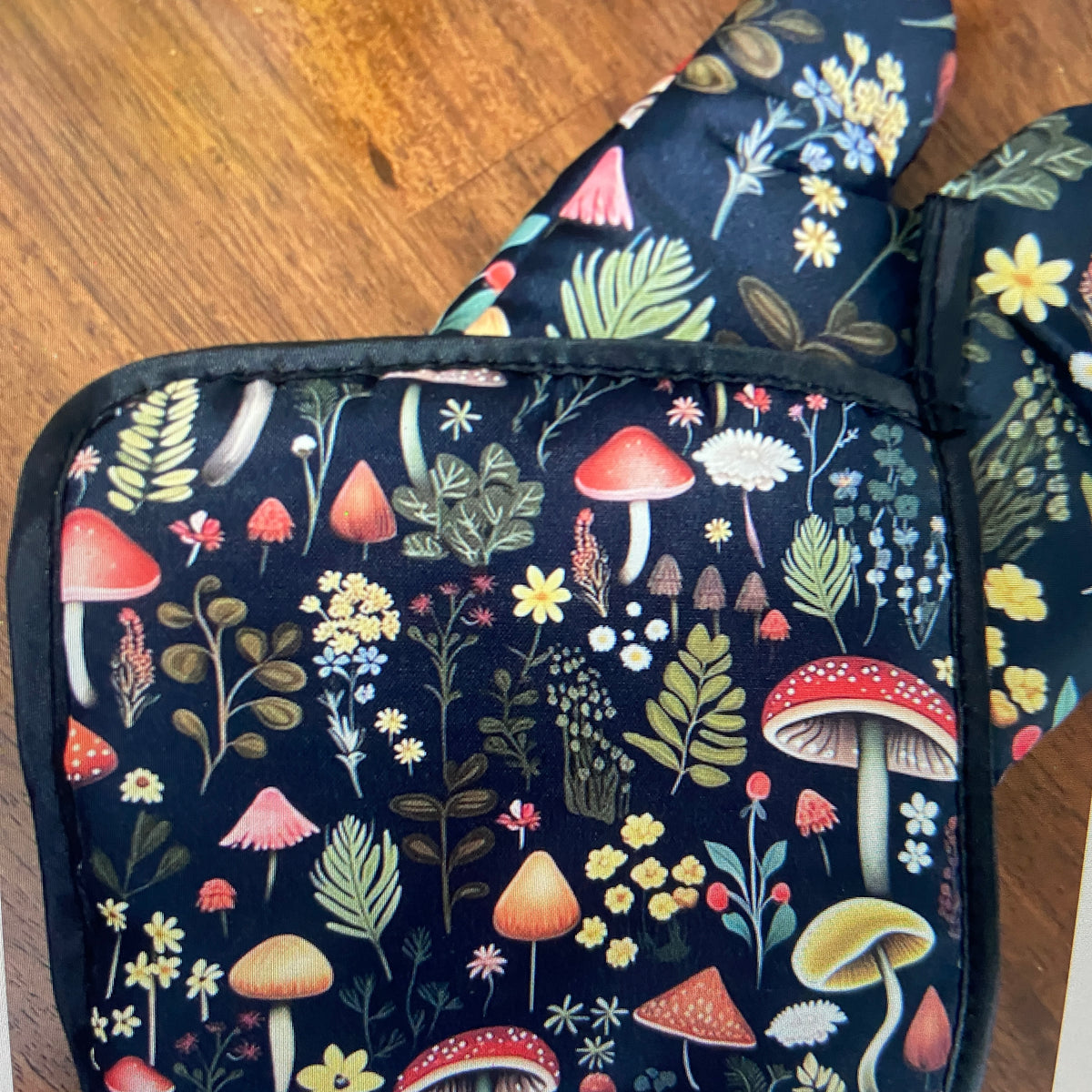Mushroom Pot Holders Set of Two – Cottagecore Kitchen Gift