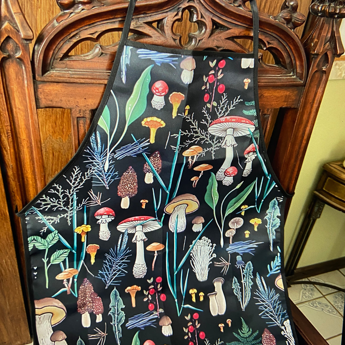 Fabulous Craft & Cooking Apron – Witchy Kitchen & Studio Wear