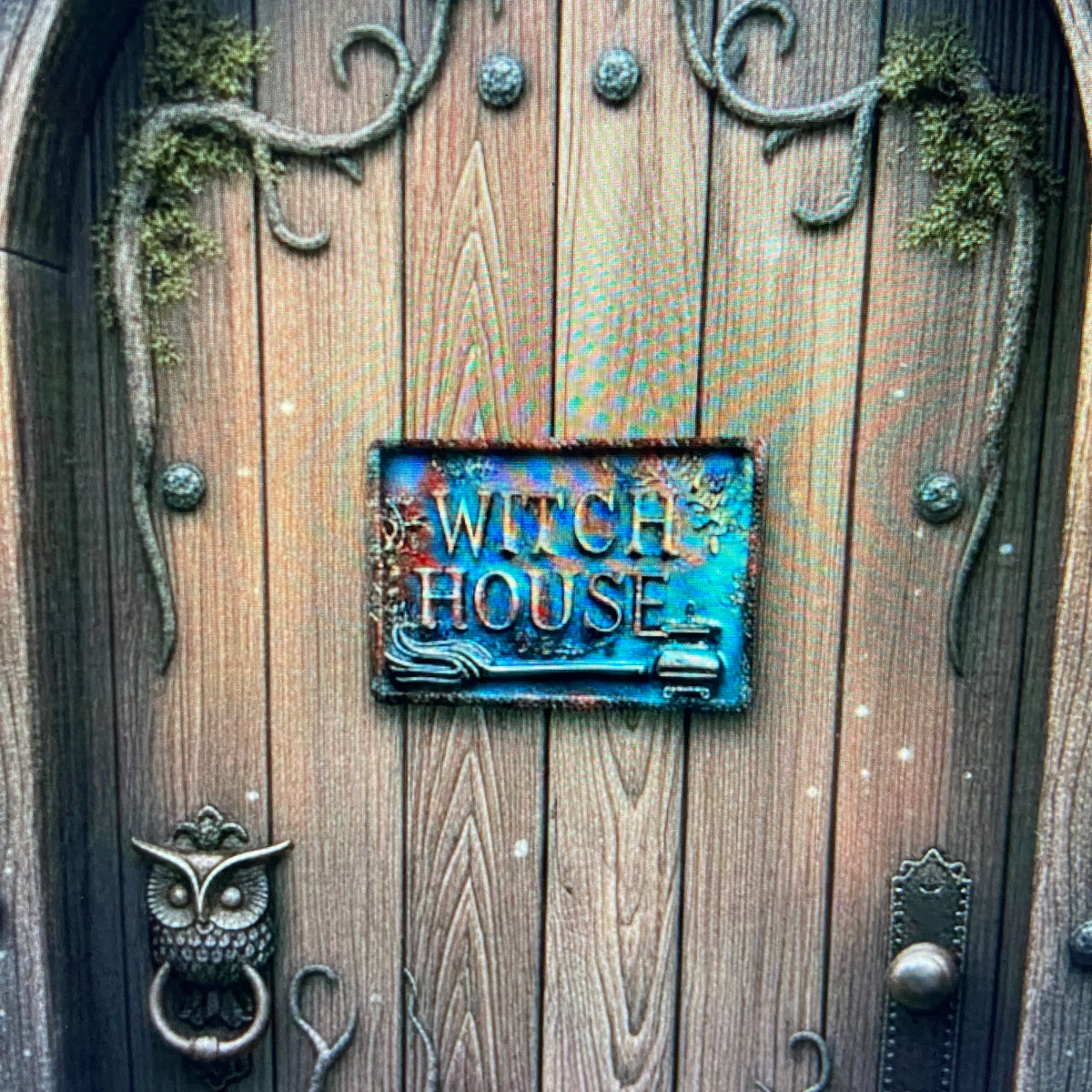 GOTHIC WITCHES HOUSE METAL PLAQUE