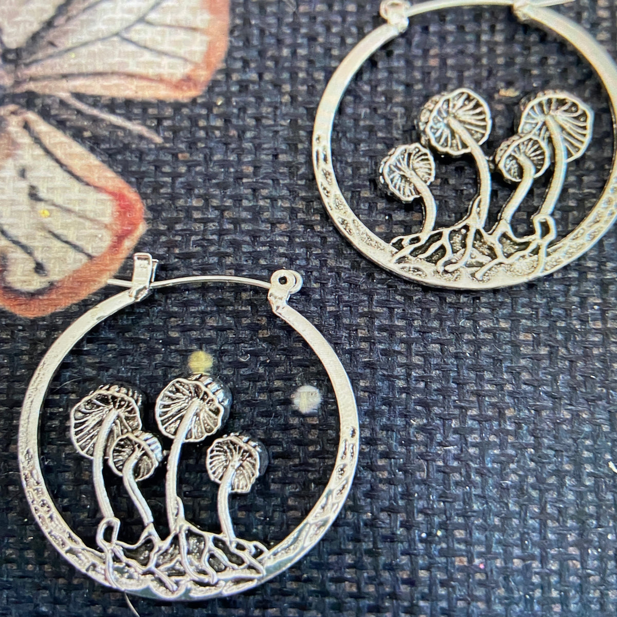 MUSHROOM HOOP EARRINGS