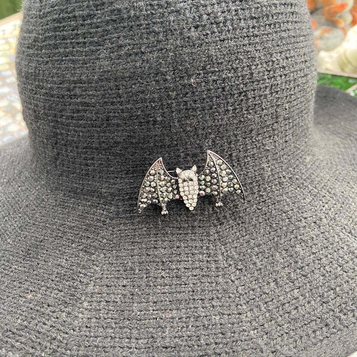 Witch's Bat & Hat Gift Set – Gothic Halloween Decor & Accessory