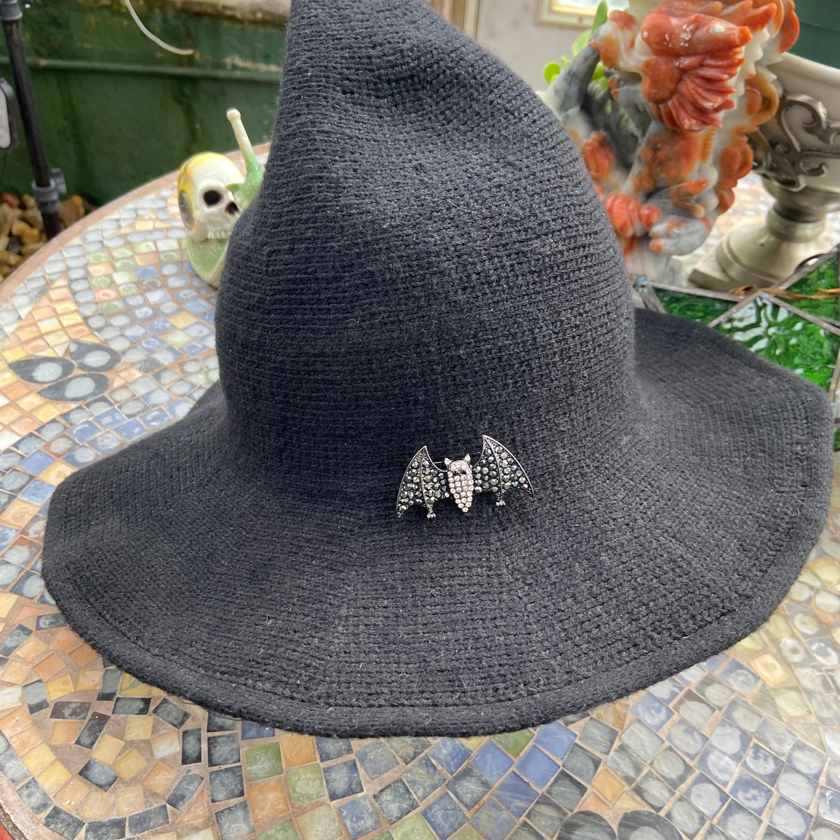 Witch's Bat & Hat Gift Set – Gothic Halloween Decor & Accessory