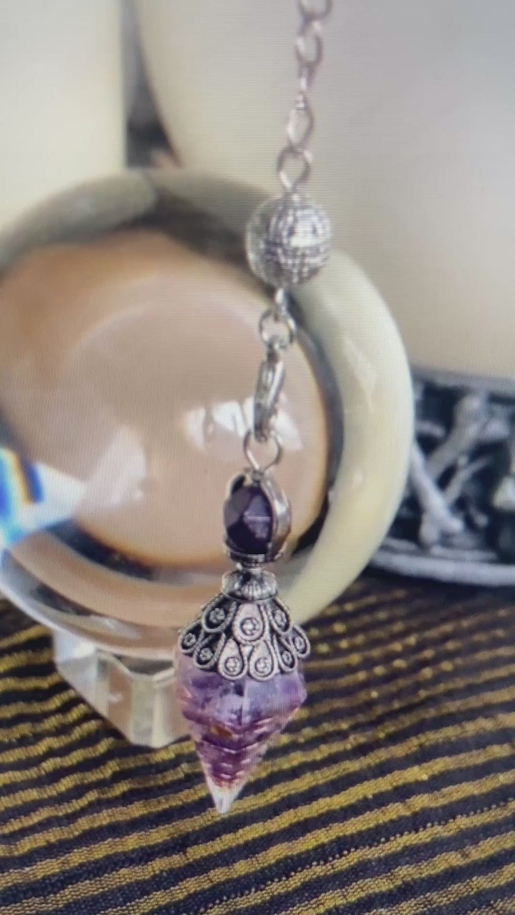 PENDULUMS & DOWSING PLATES DIVINATION BOARDS