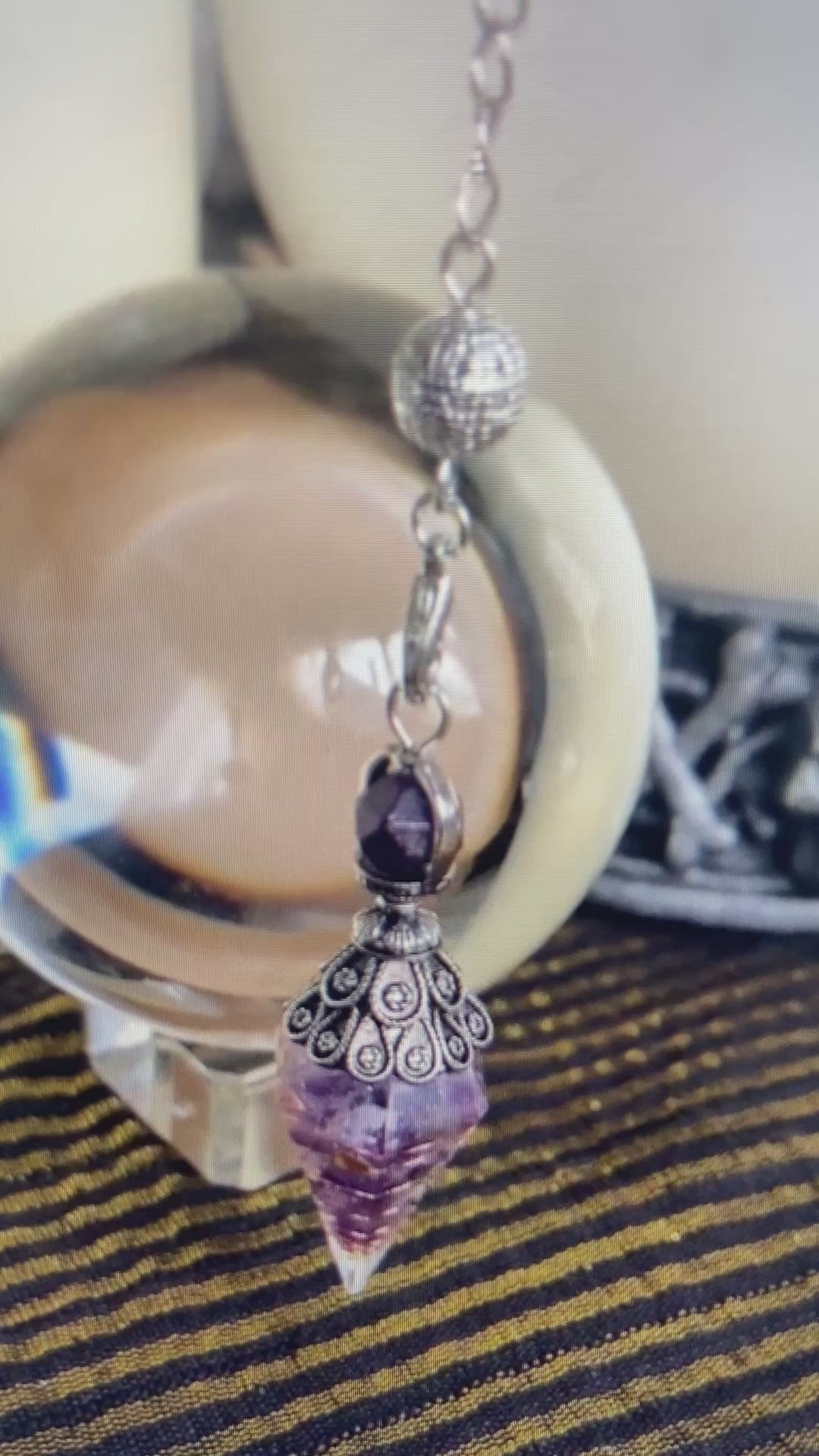 PENDULUMS & DOWSING PLATES DIVINATION BOARDS