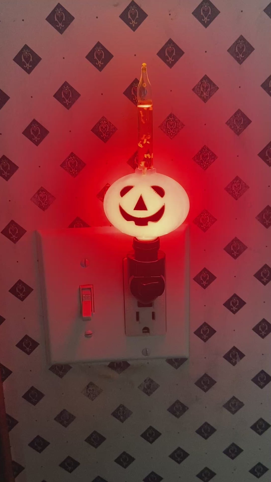 Jack O' Bubble Night Light – Mesmerizing Halloween Pumpkin Lamp | Oddly Satisfying Decor